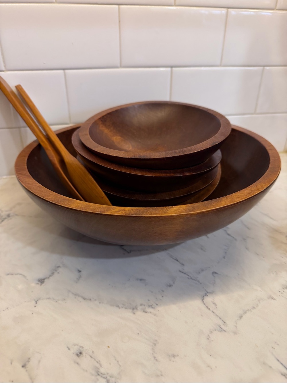 Baribocraft Teak Wood Salad Bowl Set – Large Serving Bowl, 4 Bowls & Utensils